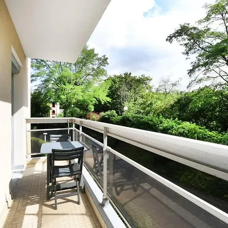 Apartment Dolmen 52 Violette *